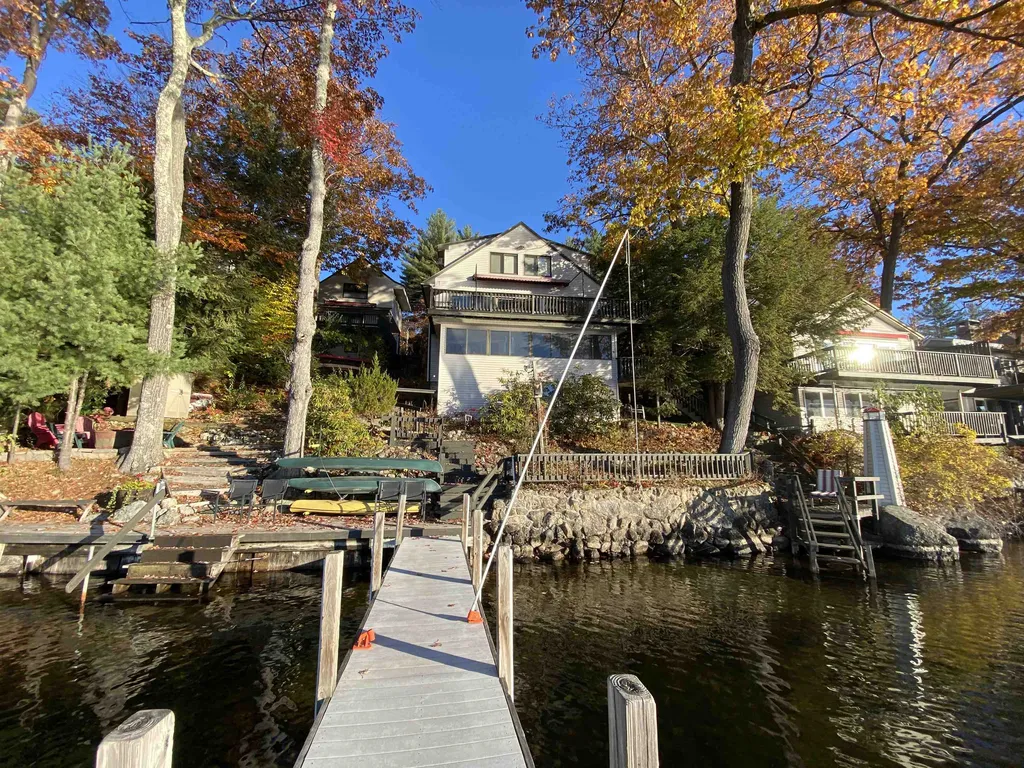 79 Pleasant Street Meredith NH 03253