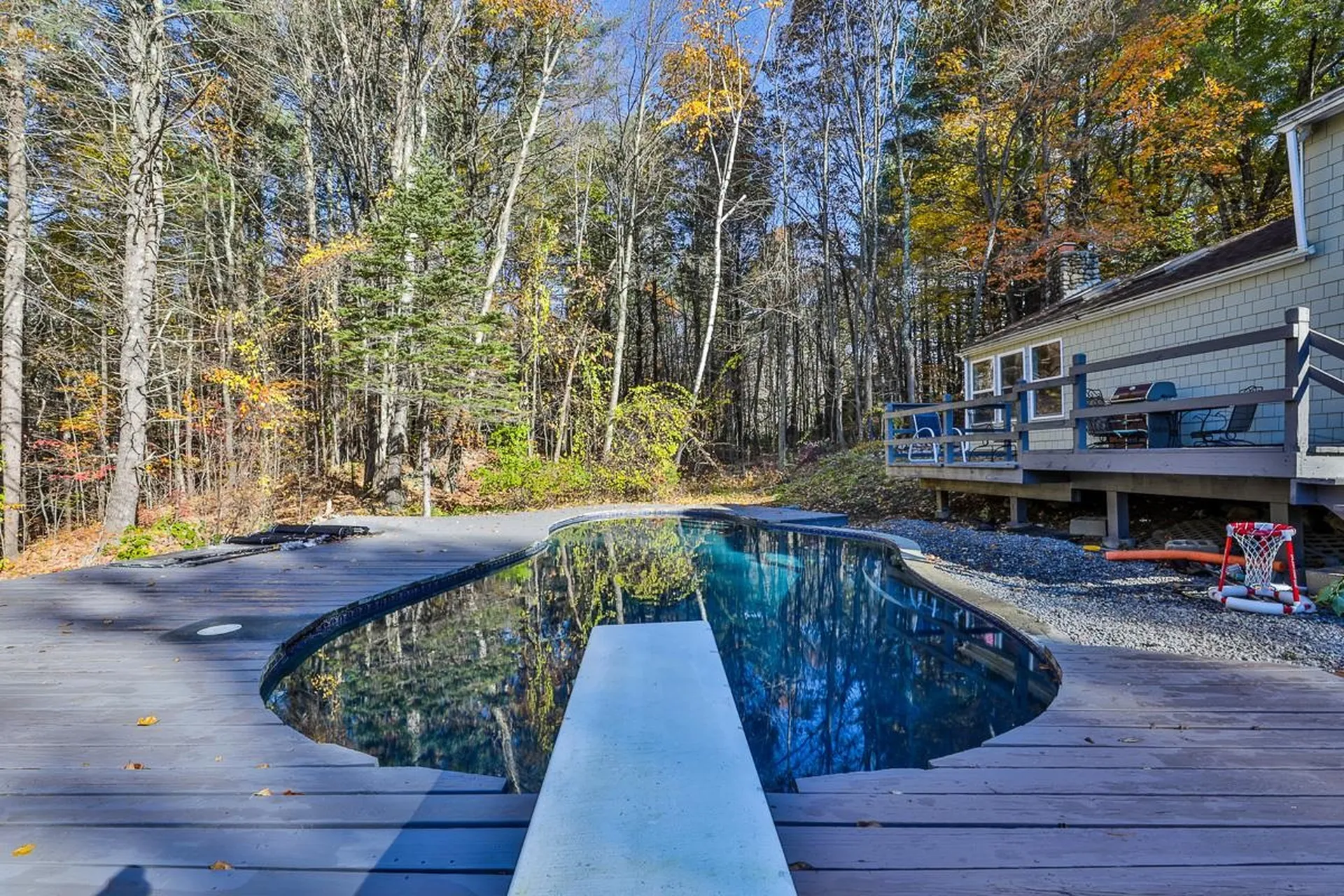 34 Old Milford Road Brookline NH 03033