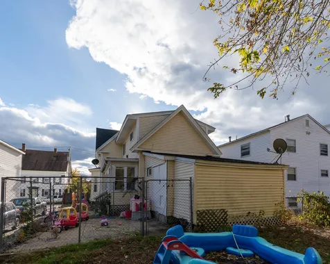 159 Blaine Street Manchester NH 03102