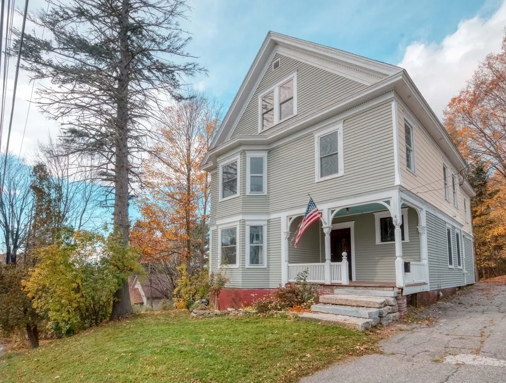 18 Howard Avenue Northfield NH 03276