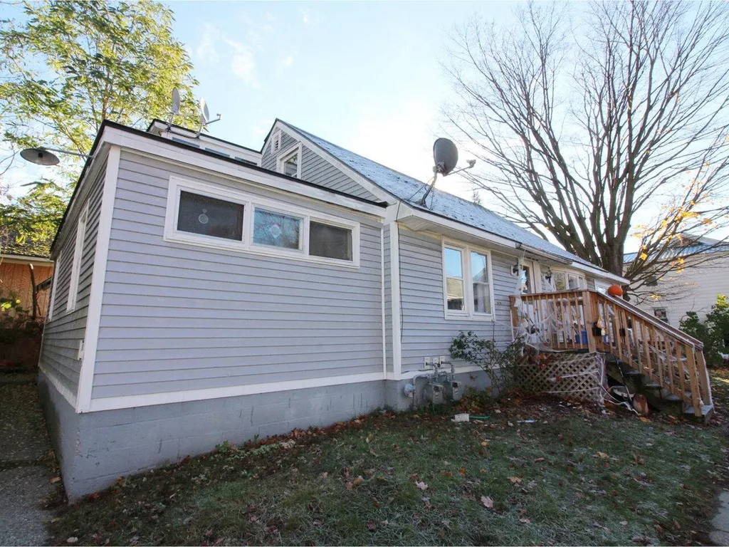 10 Dans Court Burlington VT 05401