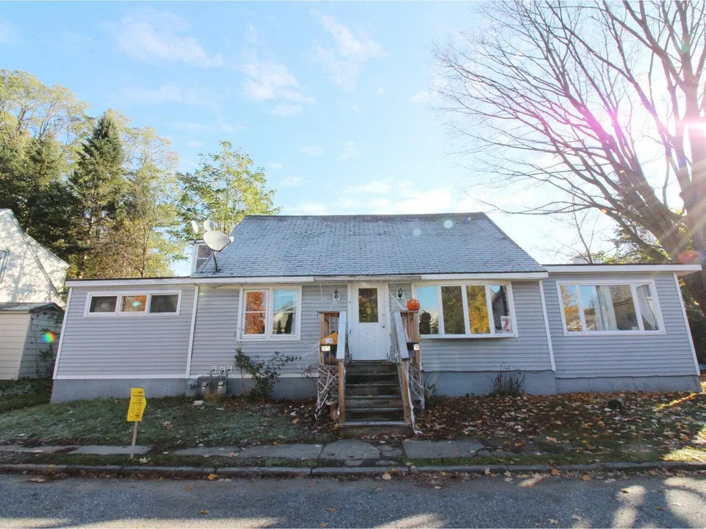 10 Dans Court Burlington VT 05401
