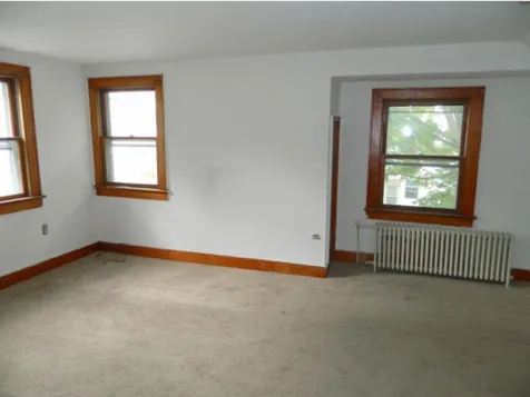 10 Dans Court Burlington VT 05401