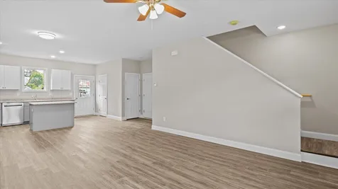 34 Mollys Way Winooski VT 05404