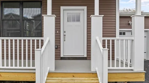 34 Mollys Way Winooski VT 05404