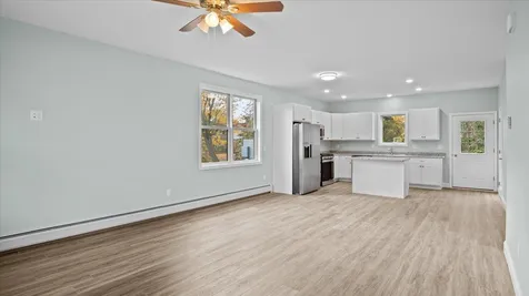 48 Mollys Way Winooski VT 05404