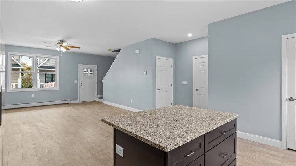 40 Mollys Way Winooski VT 05404