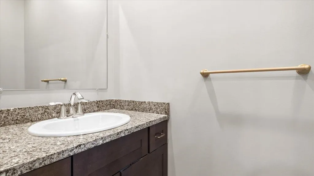 40 Mollys Way Winooski VT 05404