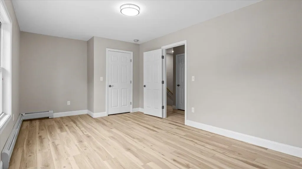 40 Mollys Way Winooski VT 05404