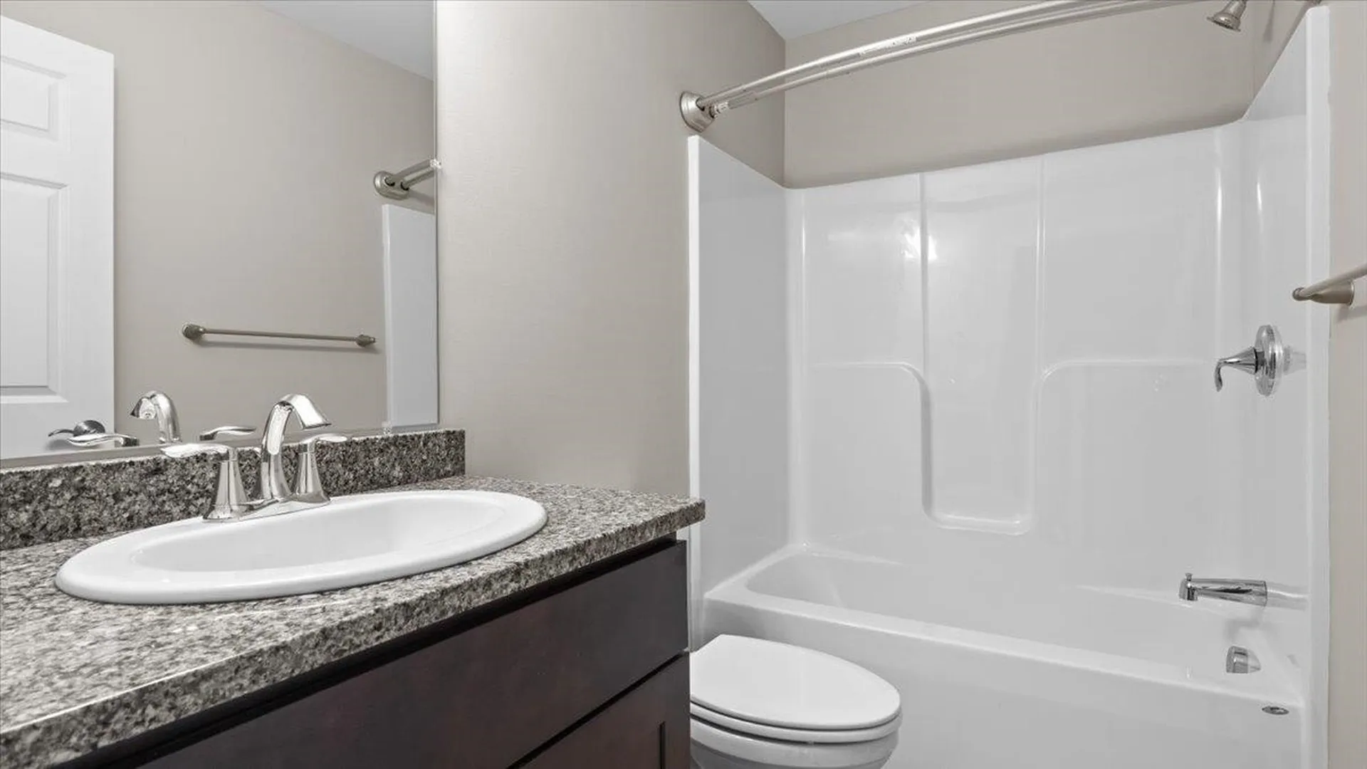 40 Mollys Way Winooski VT 05404