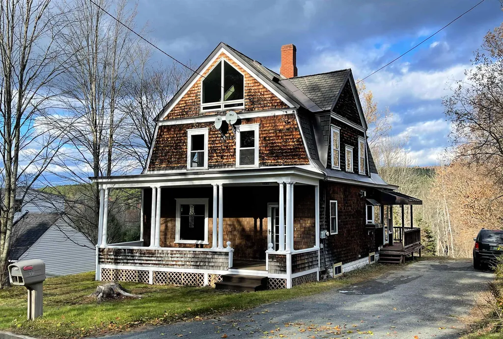 997 Concord Avenue St. Johnsbury VT 05819