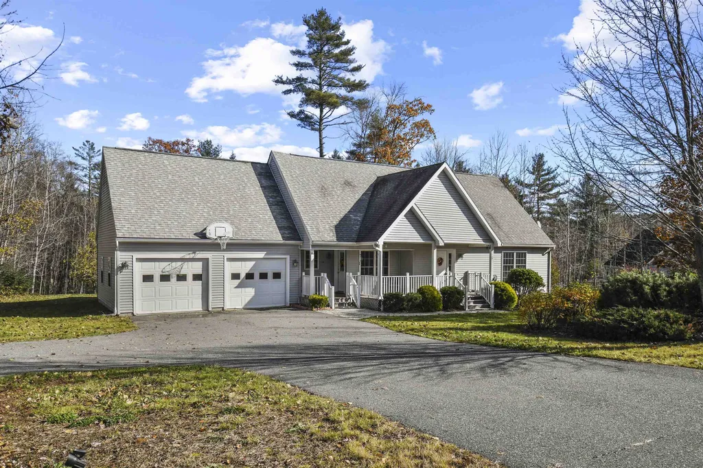 66 Strawbrook Lane Canaan NH 03741