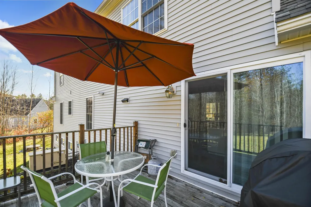 66 Strawbrook Lane Canaan NH 03741