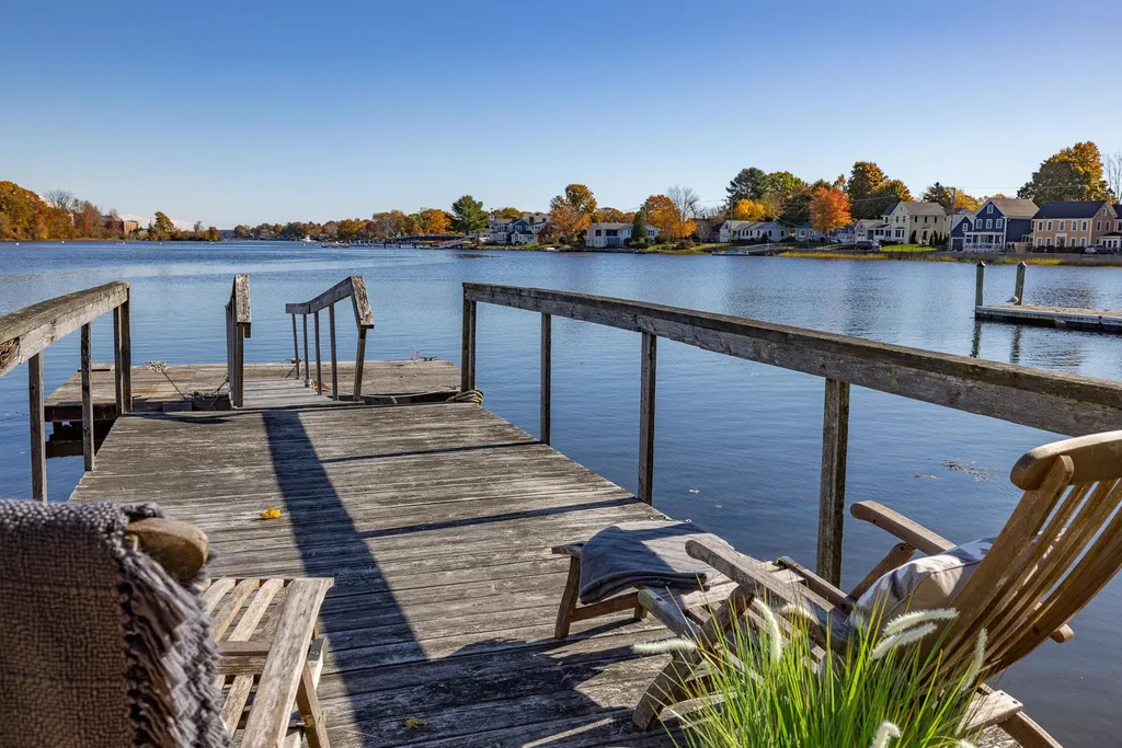 43 Holmes Court Portsmouth NH 03801