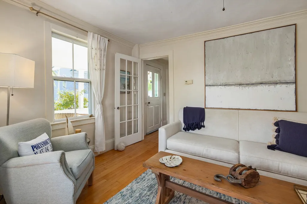 43 Holmes Court Portsmouth NH 03801