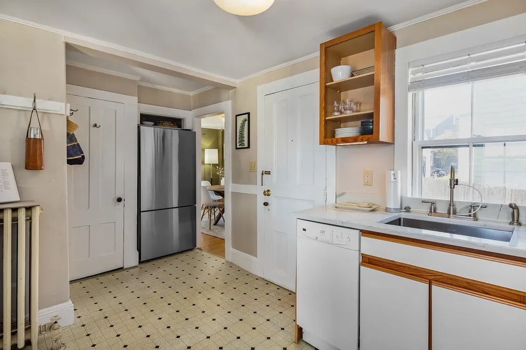 43 Holmes Court Portsmouth NH 03801