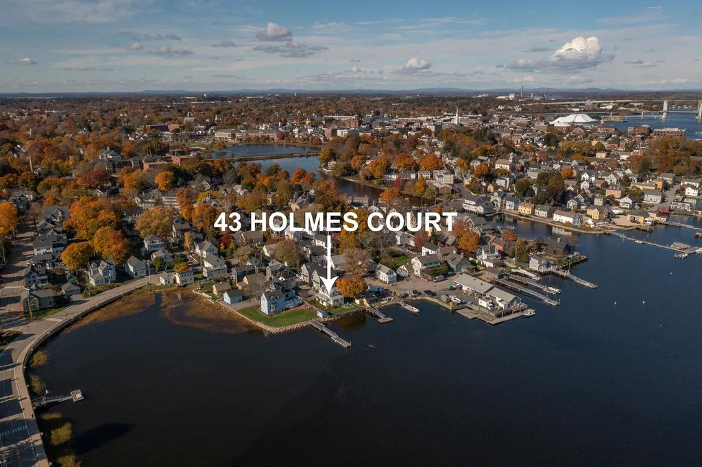 43 Holmes Court Portsmouth NH 03801