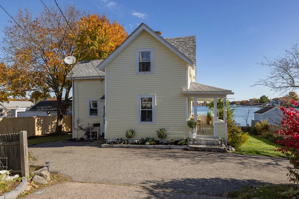 43 Holmes Court Portsmouth NH 03801