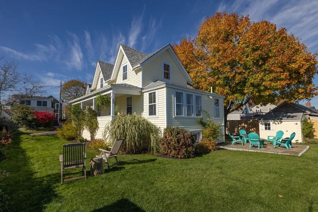 43 Holmes Court Portsmouth NH 03801