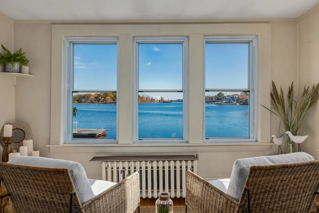 43 Holmes Court Portsmouth NH 03801