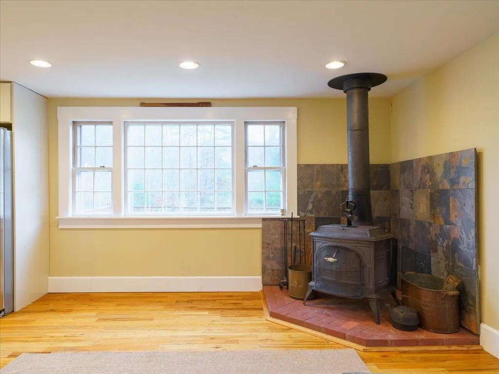 5 Brook Road Orford NH 03777
