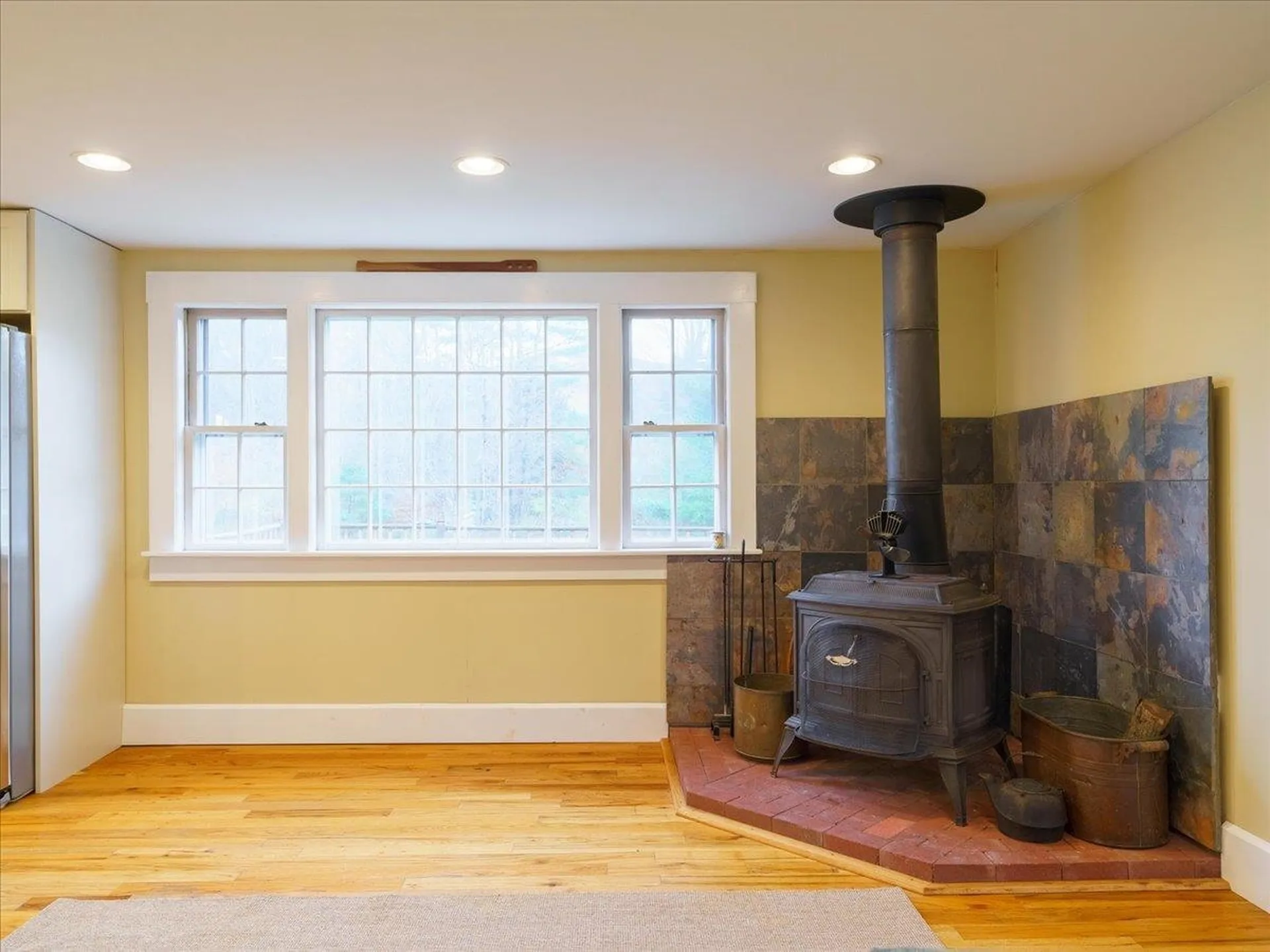 5 Brook Road Orford NH 03777