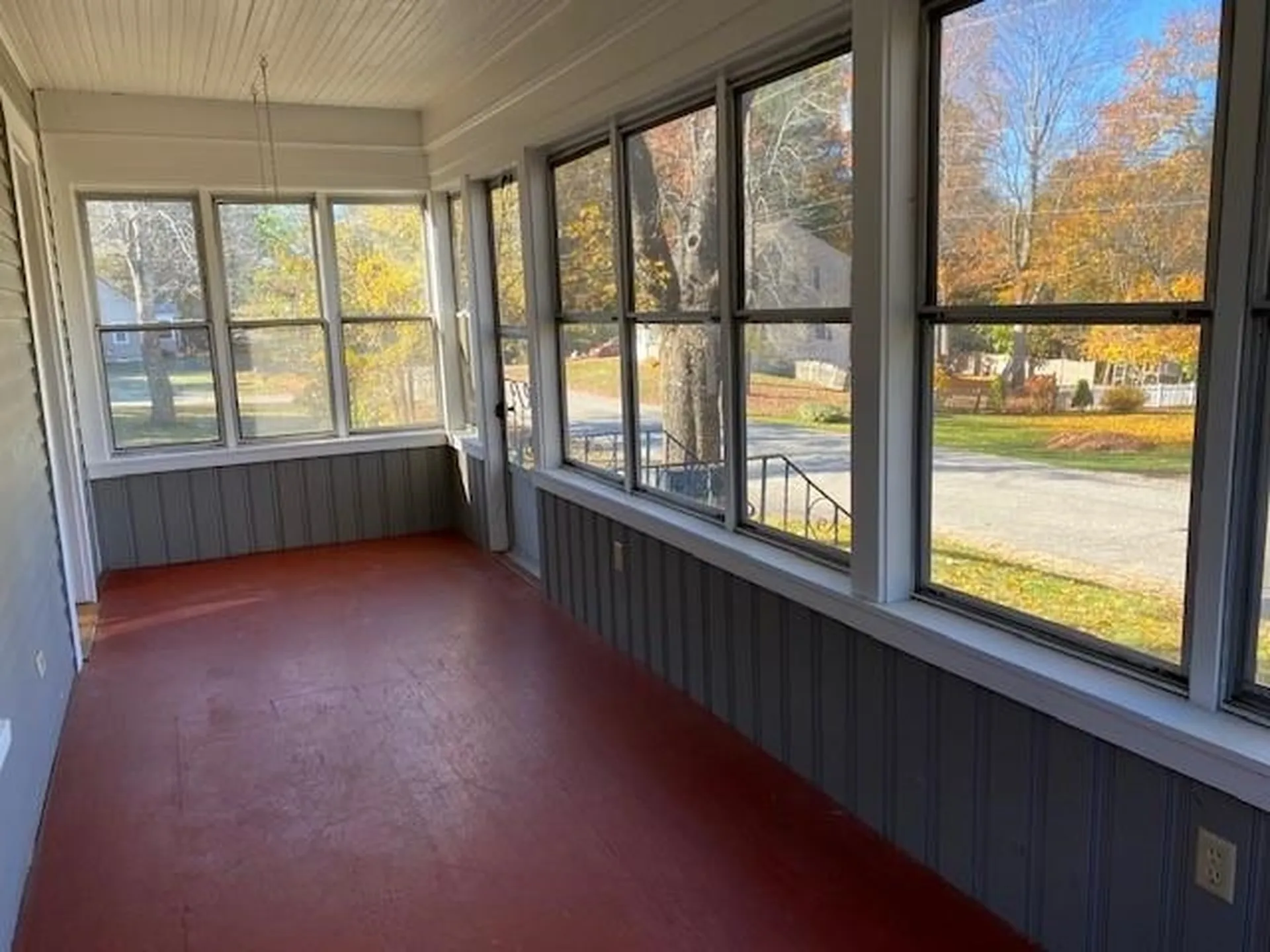 10 Harding Street Rochester NH 03867