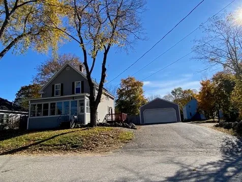 10 Harding Street Rochester NH 03867