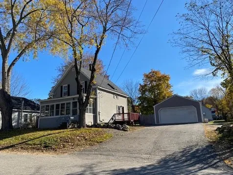 10 Harding Street Rochester NH 03867