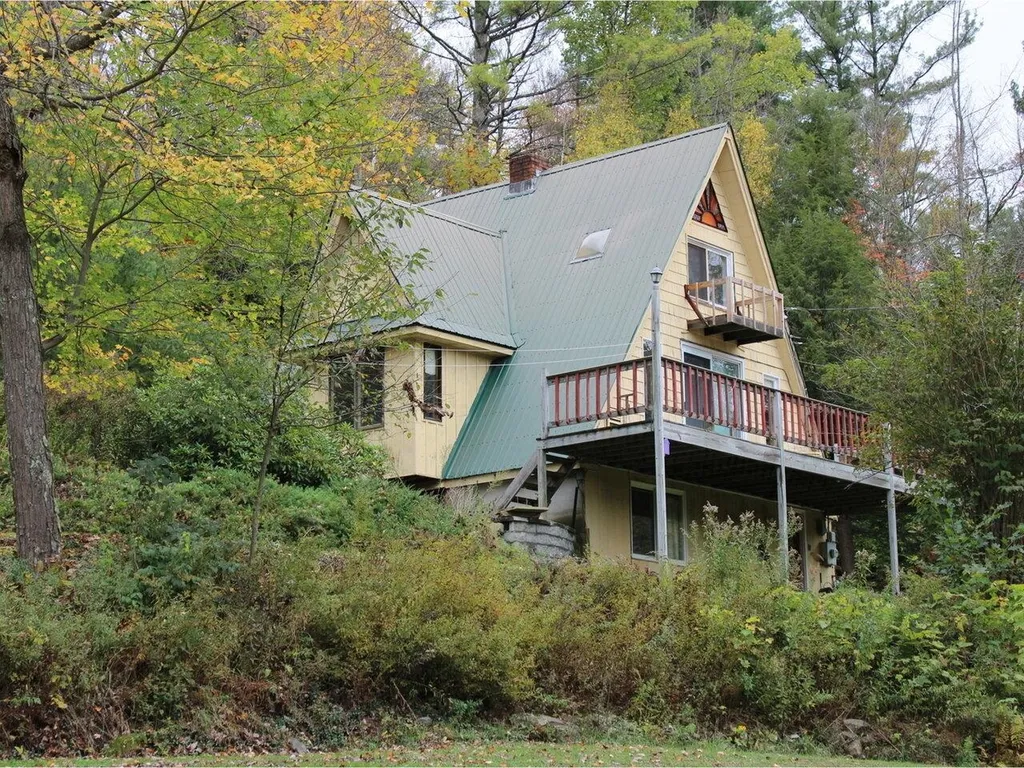 1201 East Street Huntington VT 05462