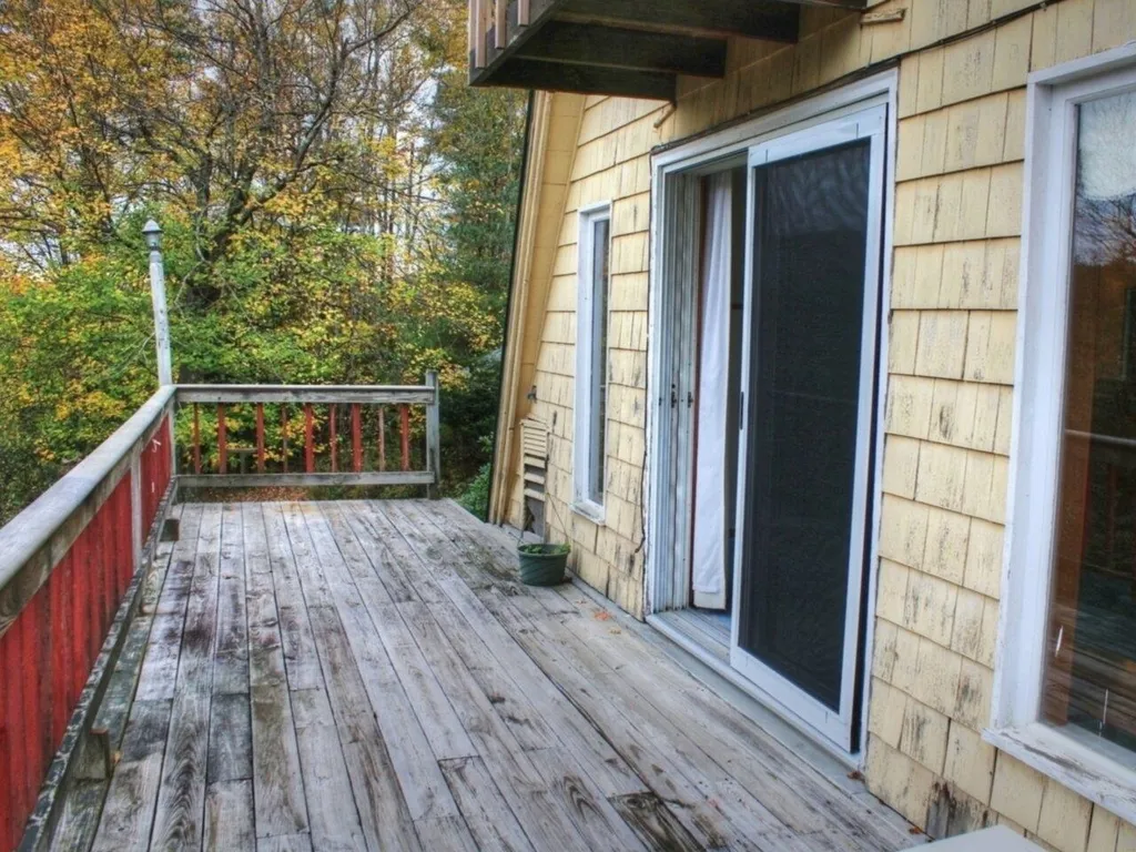 1201 East Street Huntington VT 05462