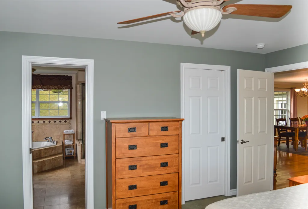 24 Pinnacle Springs Extension Chesterfield NH 03443