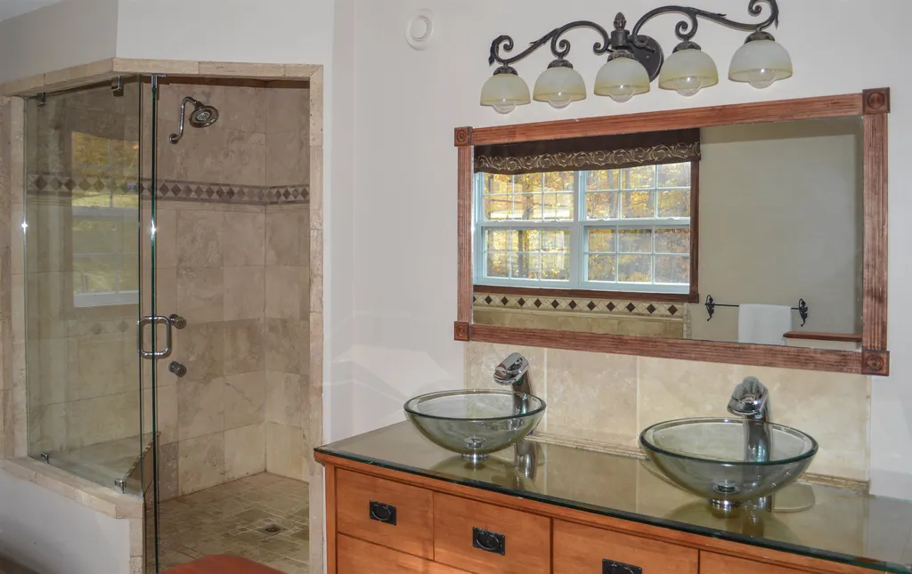 24 Pinnacle Springs Extension Chesterfield NH 03443