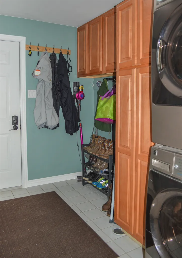 24 Pinnacle Springs Extension Chesterfield NH 03443