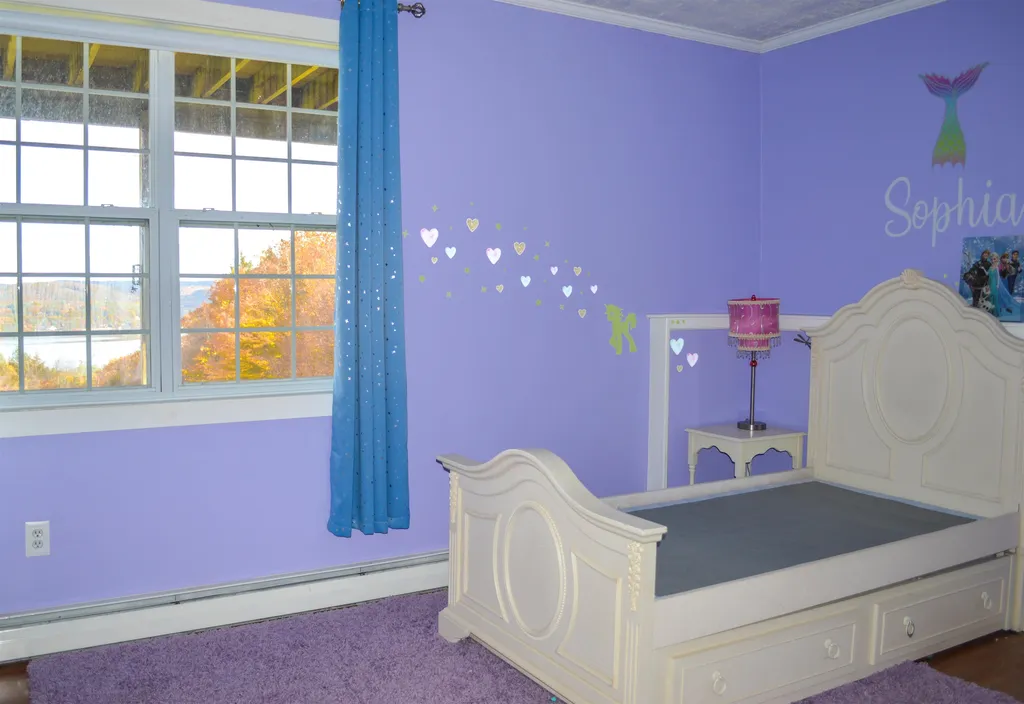 24 Pinnacle Springs Extension Chesterfield NH 03443