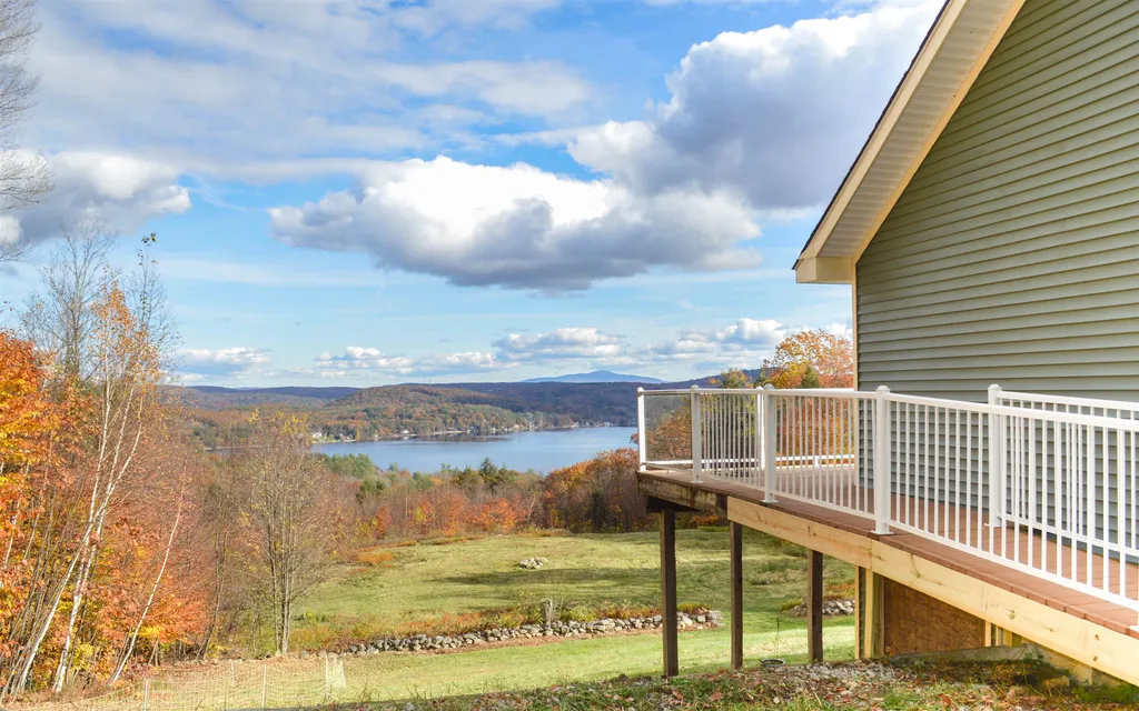 24 Pinnacle Springs Extension Chesterfield NH 03443