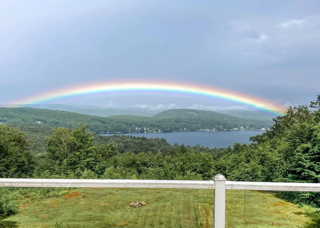 24 Pinnacle Springs Extension Chesterfield NH 03443