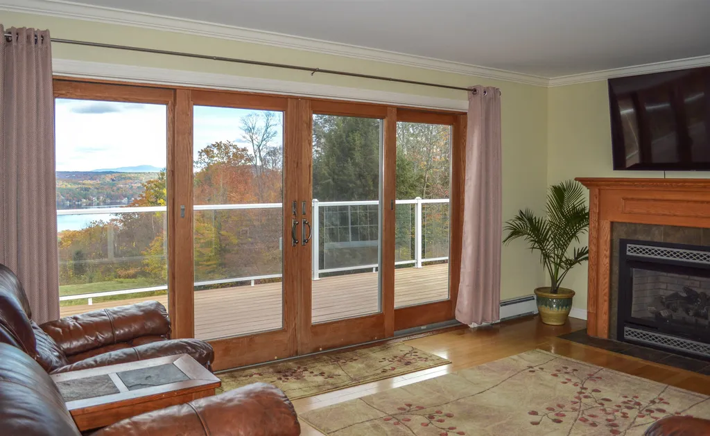 24 Pinnacle Springs Extension Chesterfield NH 03443