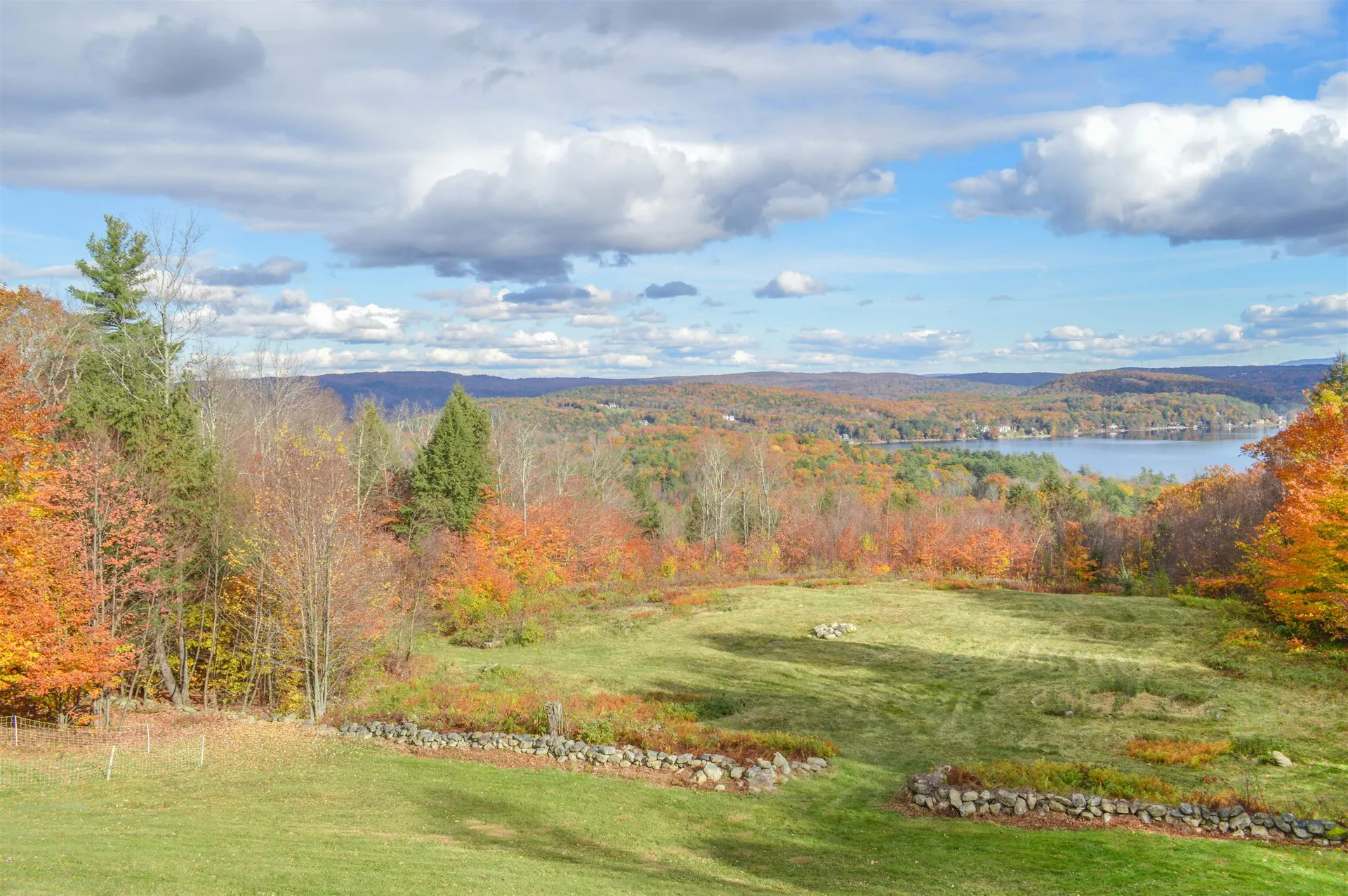 24 Pinnacle Springs Extension Chesterfield NH 03443