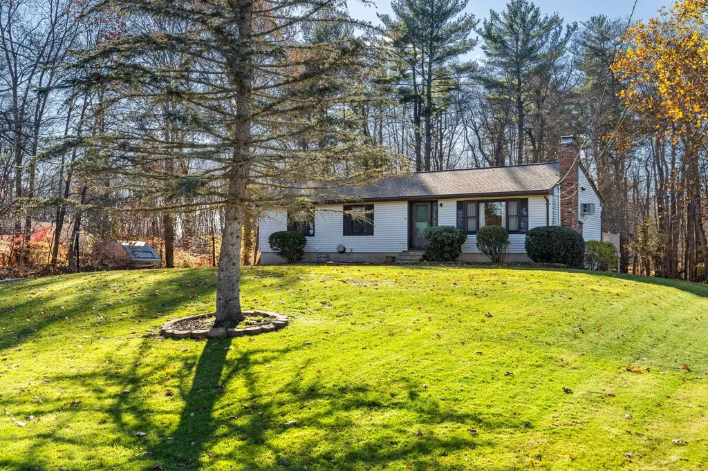 10 Pheasant Lane Atkinson NH 03811