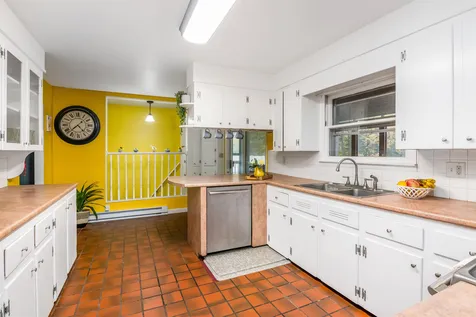 80 Birchwood Drive Colchester VT 05446