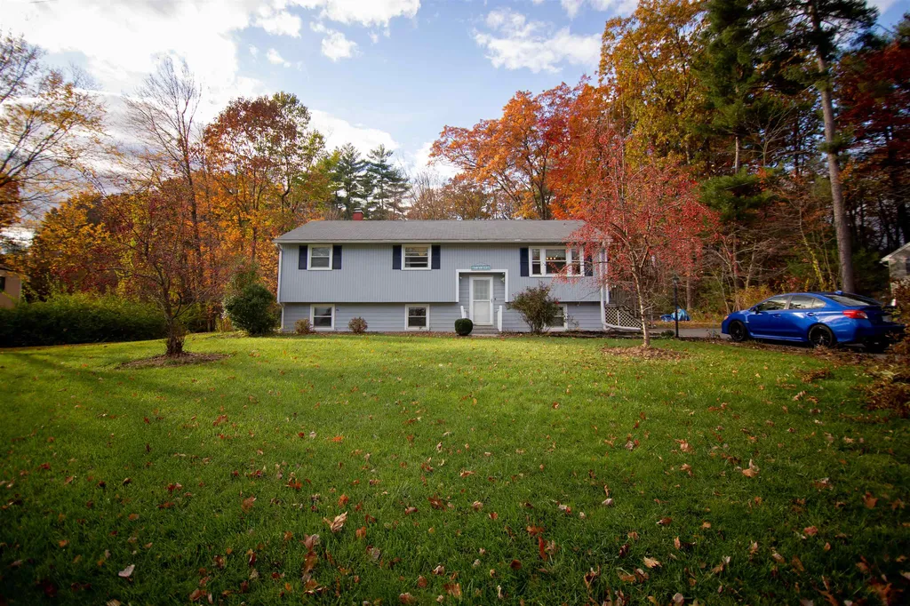 20 Greenfield Drive Merrimack NH 03054