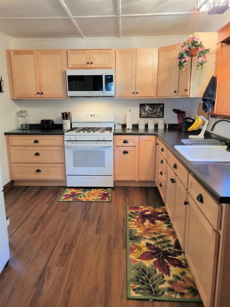 71 Chestnut Street Claremont NH 03743