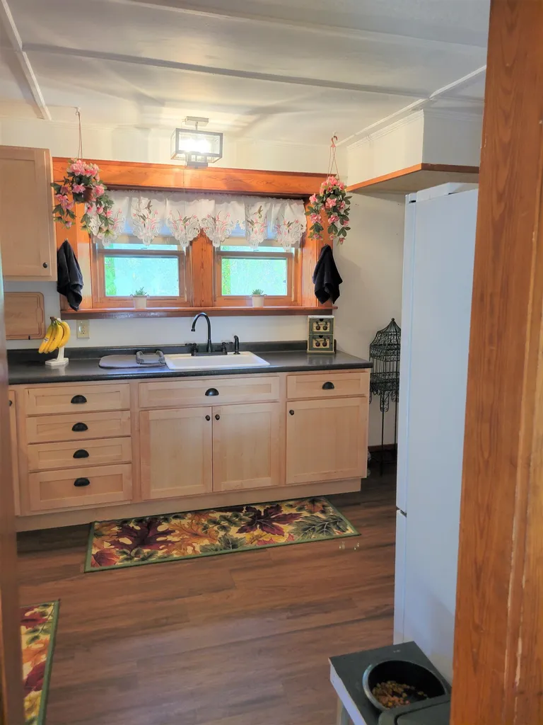 71 Chestnut Street Claremont NH 03743
