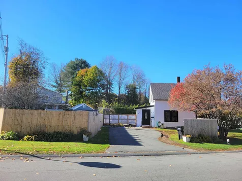 71 Chestnut Street Claremont NH 03743