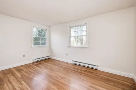 191 Mast Road Lee NH 03861