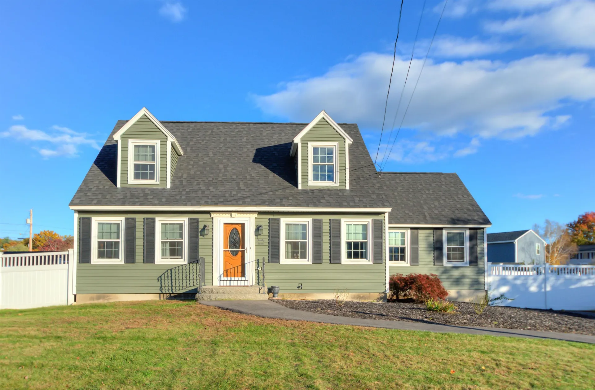 27 Elmwood Avenue Salem NH 03079