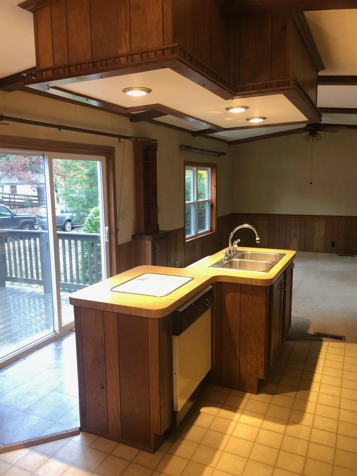 21 Village Drive Raymond NH 03077