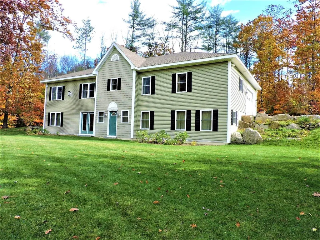 21 Solace Pointe Road Meredith NH 03253