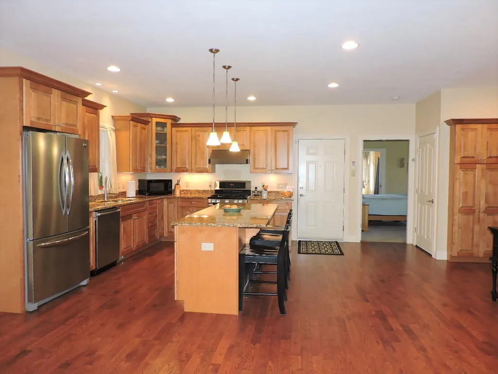 21 Solace Pointe Road Meredith NH 03253